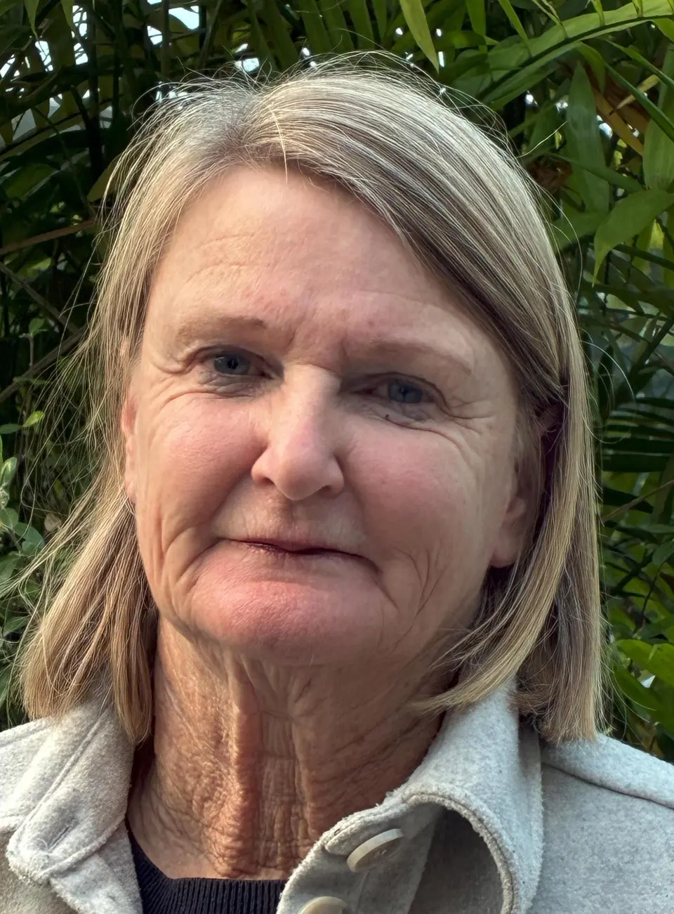 Portrait of Robyn Mackenzie